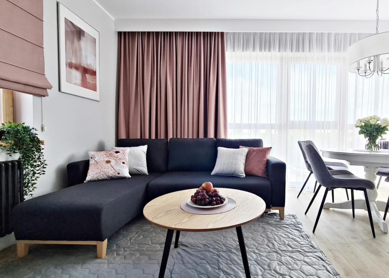 APARTAMENTY NADJEZIORNE z tarasem Elk Bagian luar foto