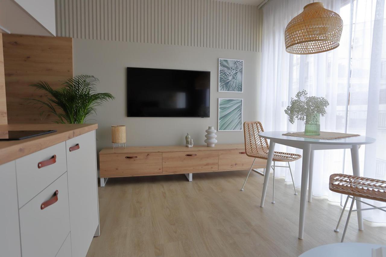 APARTAMENTY NADJEZIORNE z tarasem Elk Bagian luar foto